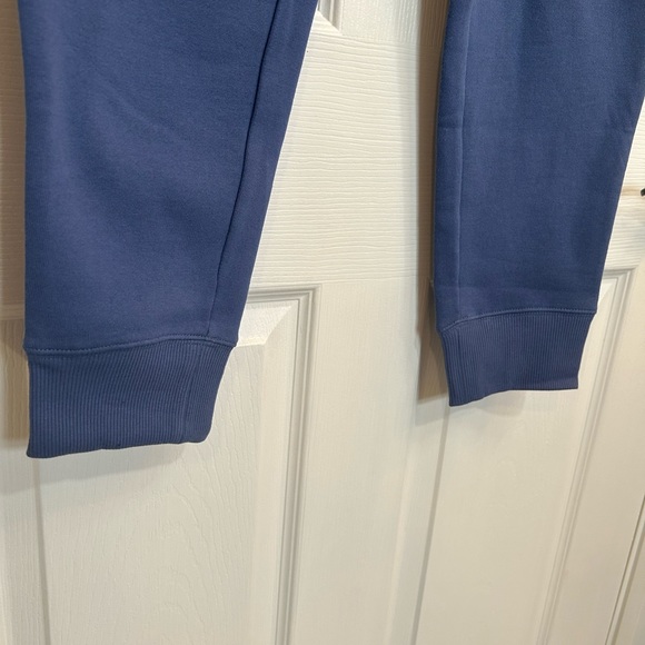 Women’s Champion Sweatpants - Picture 2 of 13